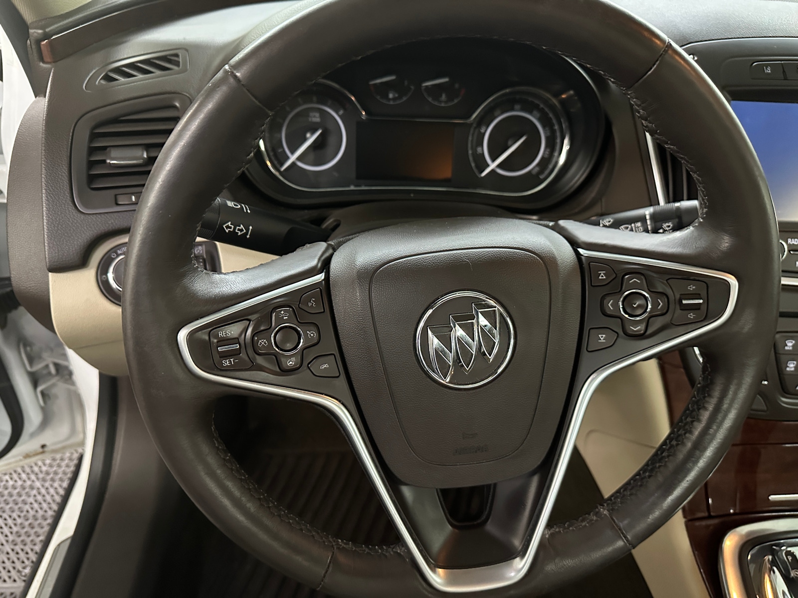 Thumbnail: 2017 Buick Regal - 4