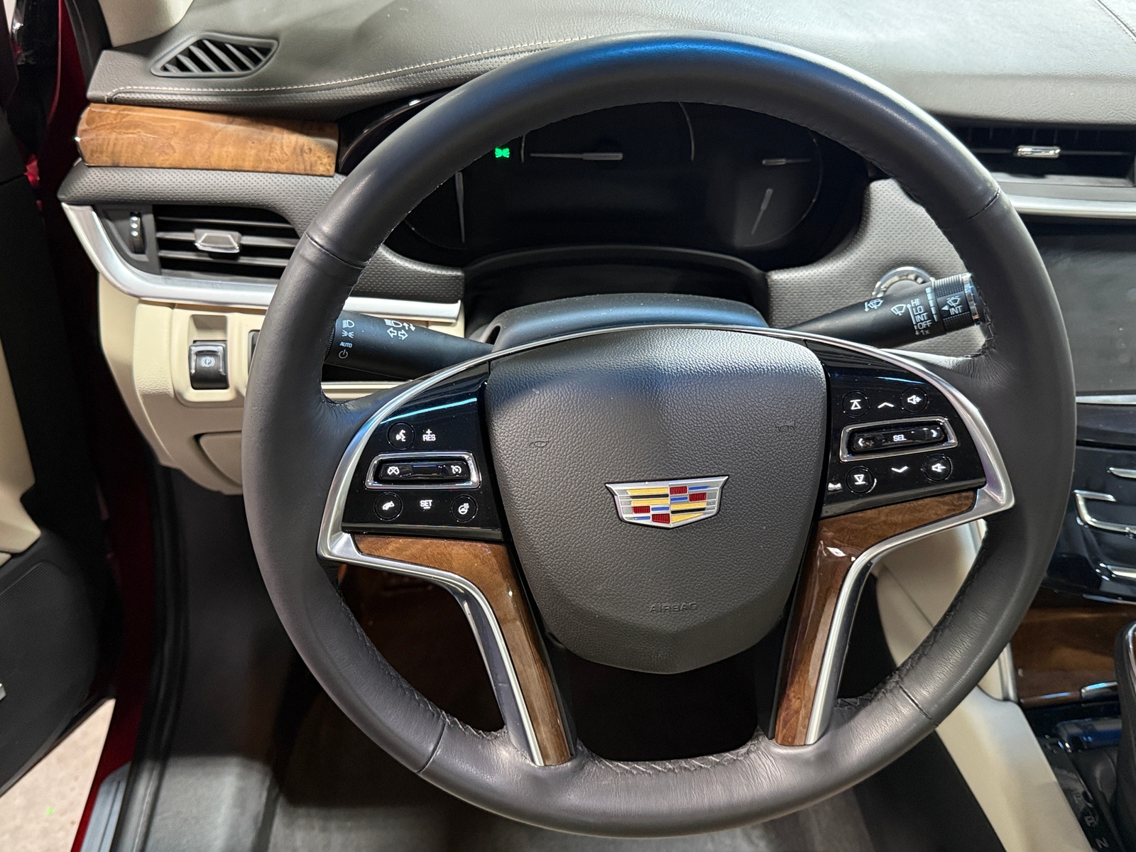 Thumbnail: 2019 Cadillac XTS - 4
