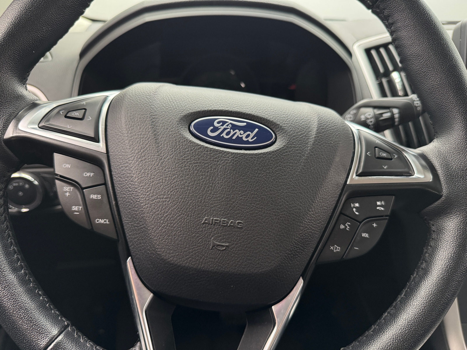 Thumbnail: 2024 Ford Edge - 4
