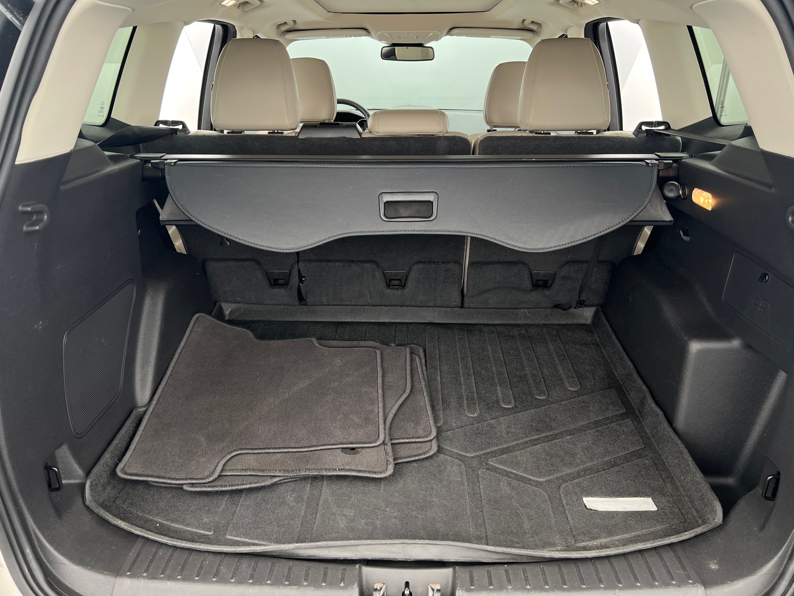 Thumbnail: 2019 Ford Escape - 6