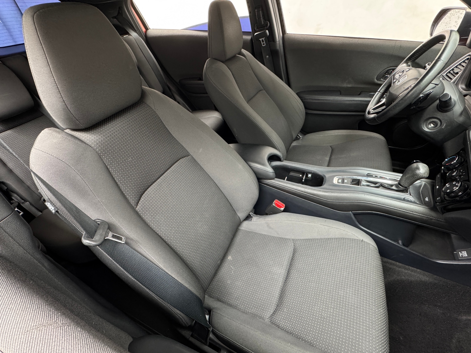 Thumbnail: 2019 Honda HR-V - 2