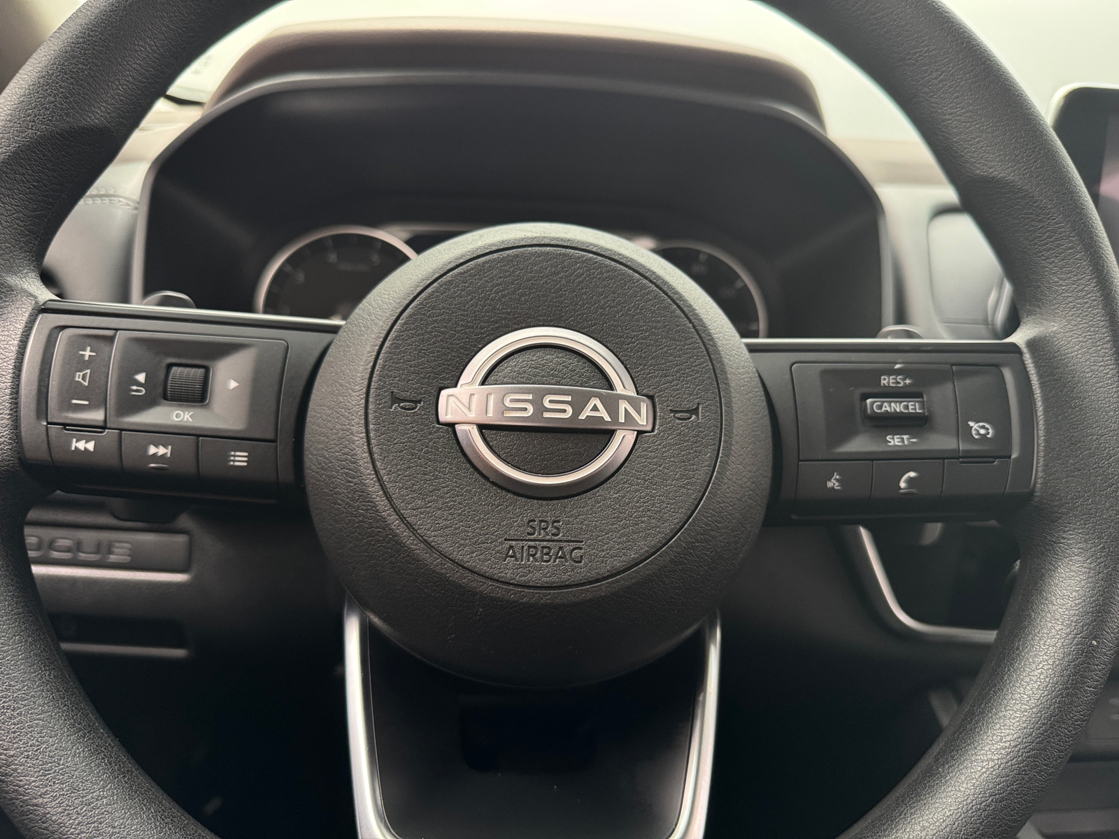 Thumbnail: 2023 Nissan Rogue - 5
