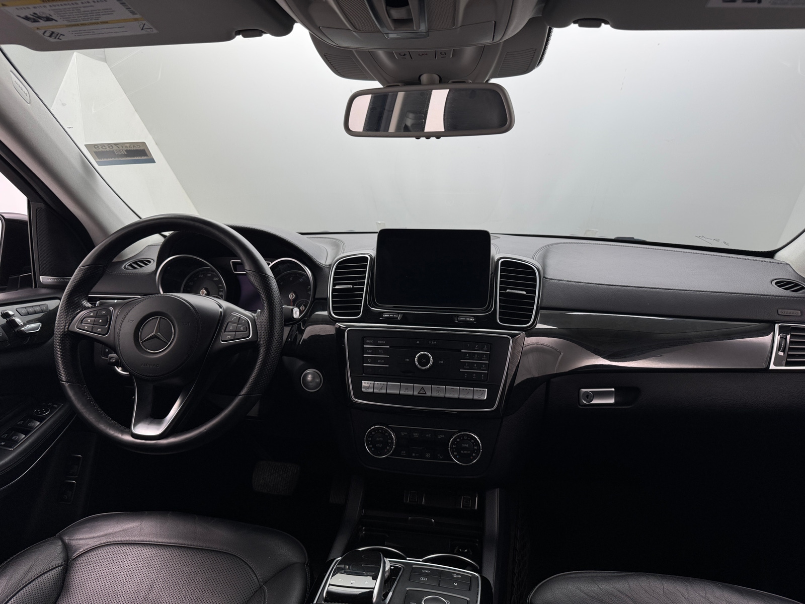Thumbnail: 2018 Mercedes-Benz GLS - 2