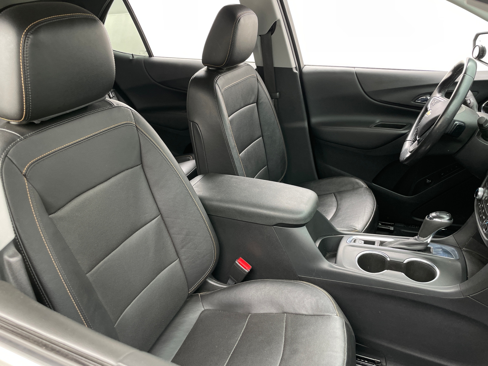 Thumbnail: 2021 Chevrolet Equinox - 2