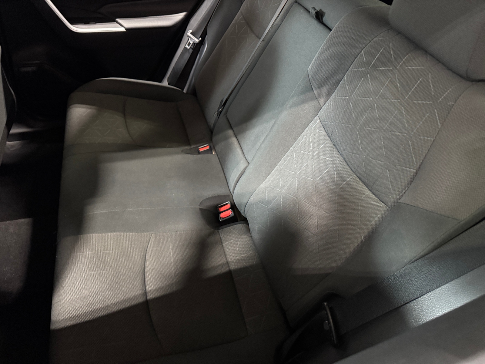 Thumbnail: 2019 Toyota RAV4 - 6