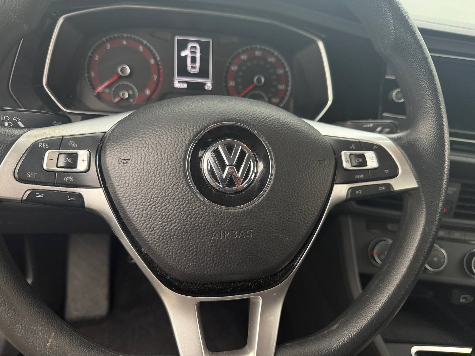 Thumbnail: 2019 Volkswagen Jetta - 5