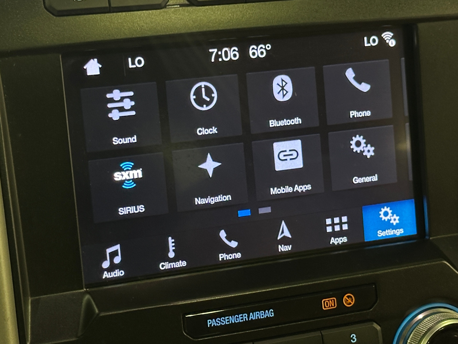 Thumbnail: 2019 Ford Econoline - 3