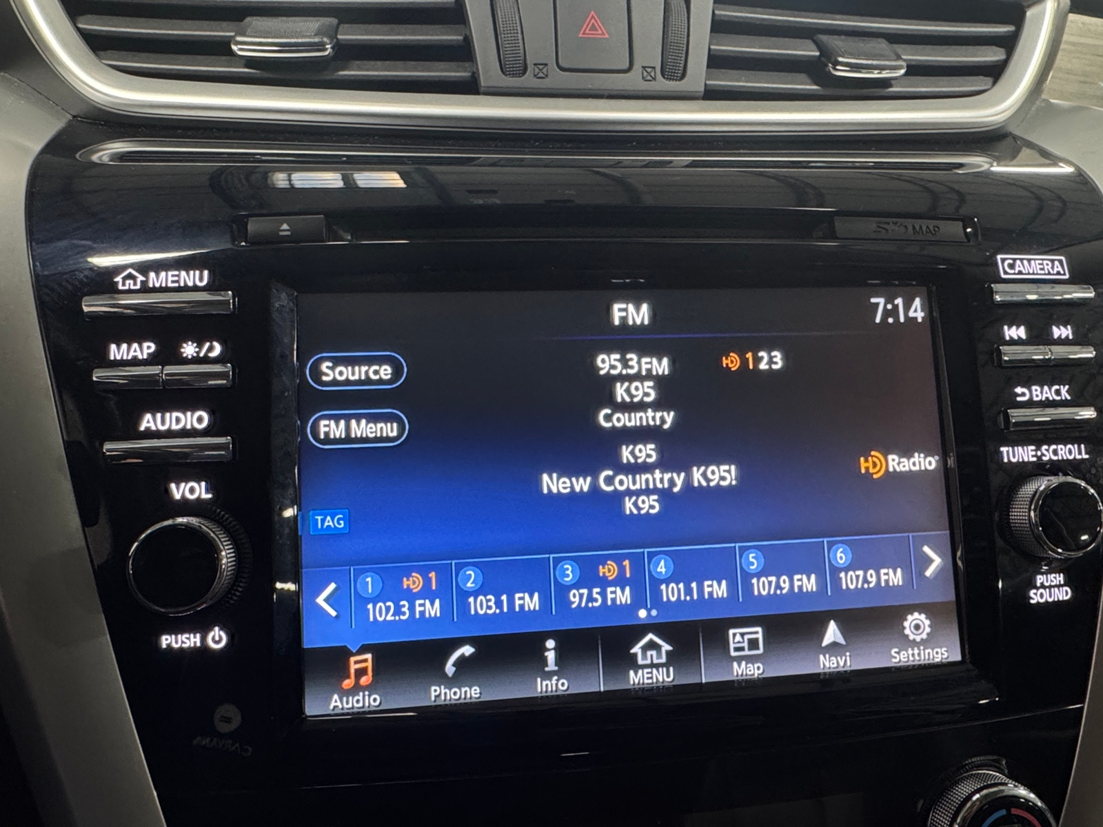Thumbnail: 2016 Nissan Murano - 3