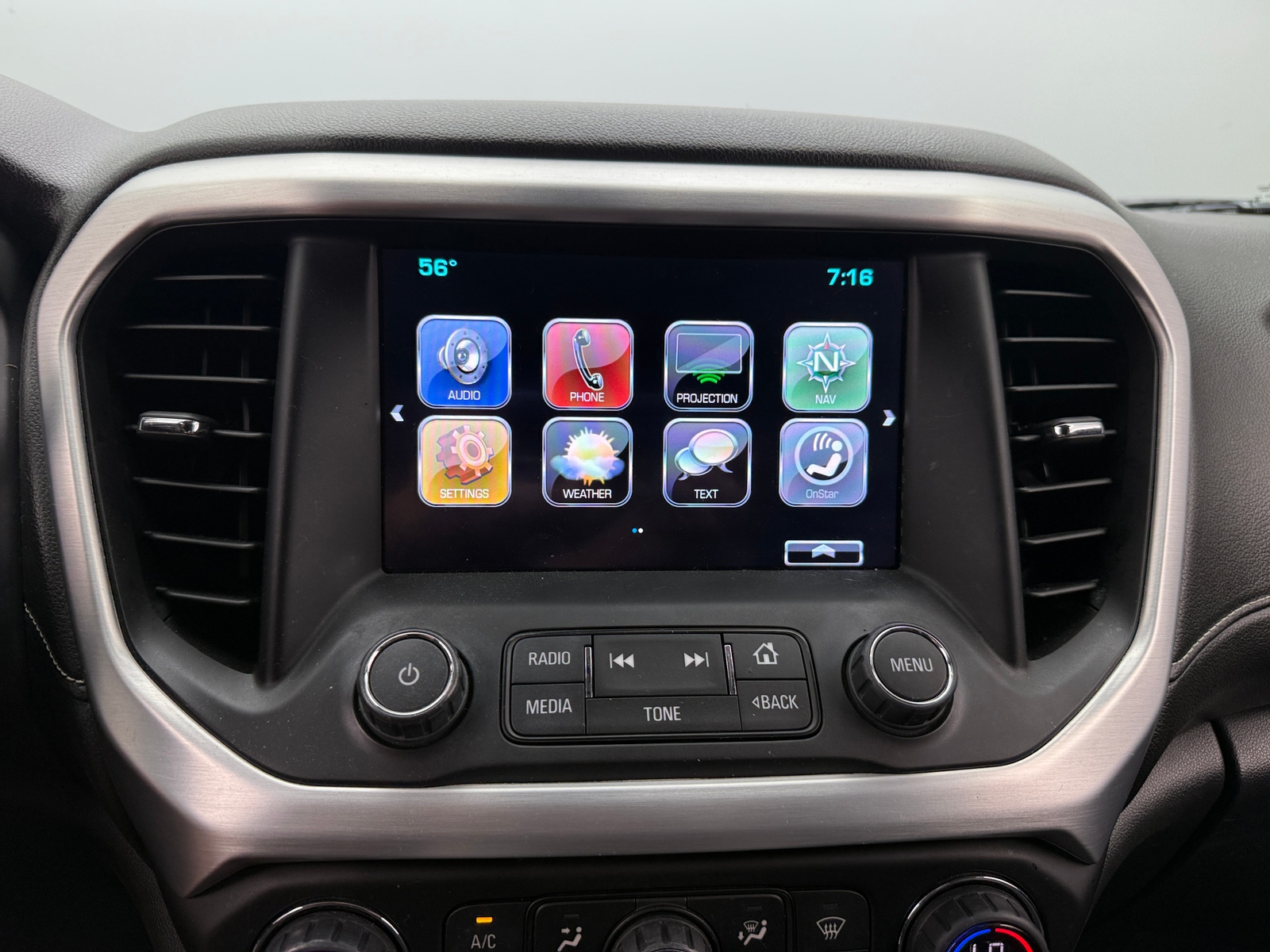 Thumbnail: 2018 GMC Acadia - 3