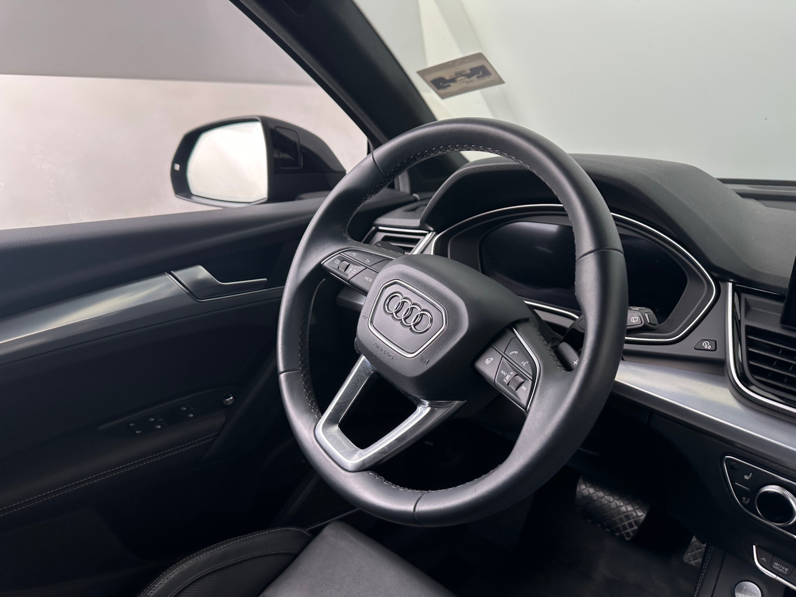 Thumbnail: 2023 Audi Q5 - 4