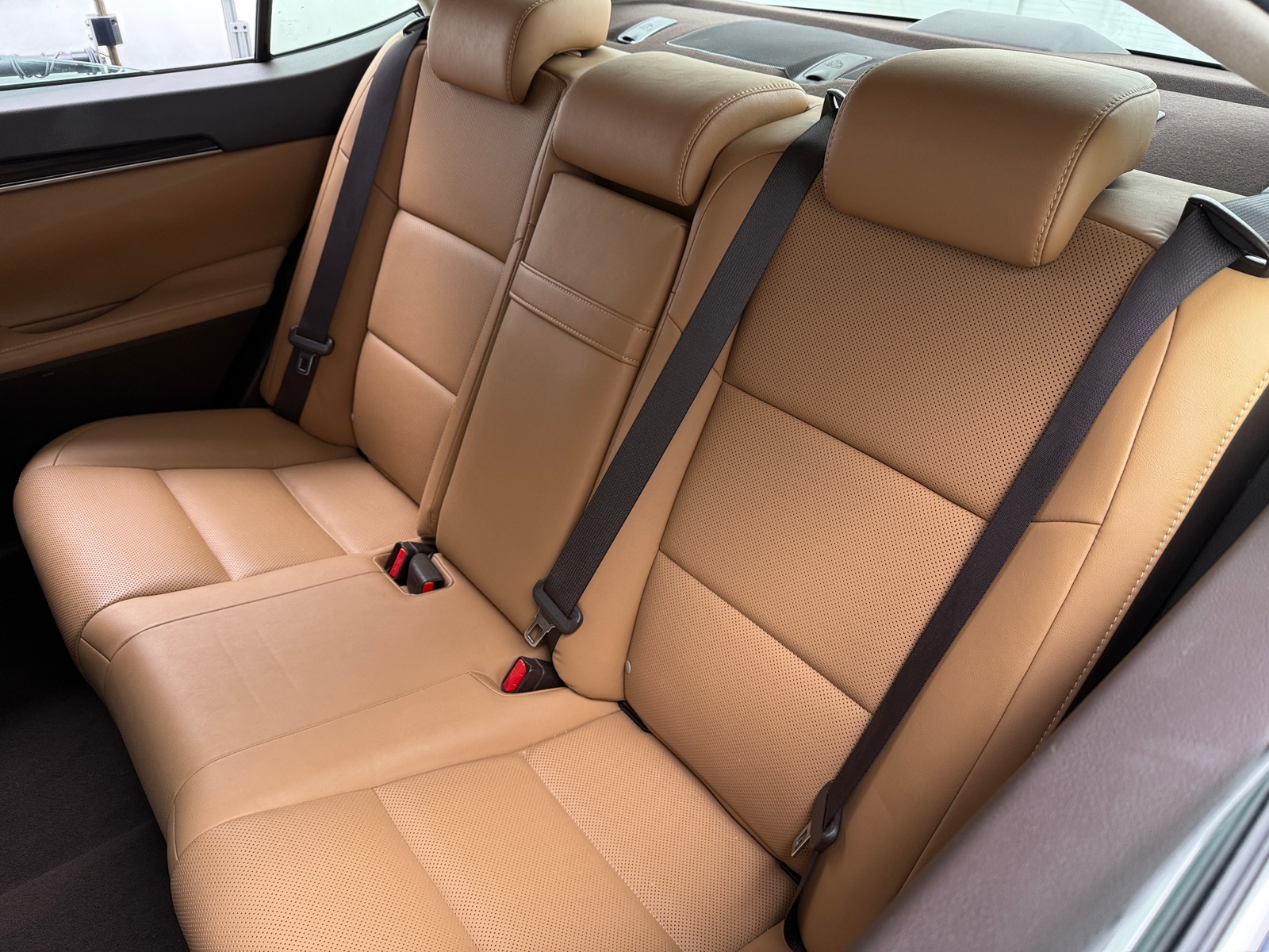 Thumbnail: 2017 Lexus ES - 5