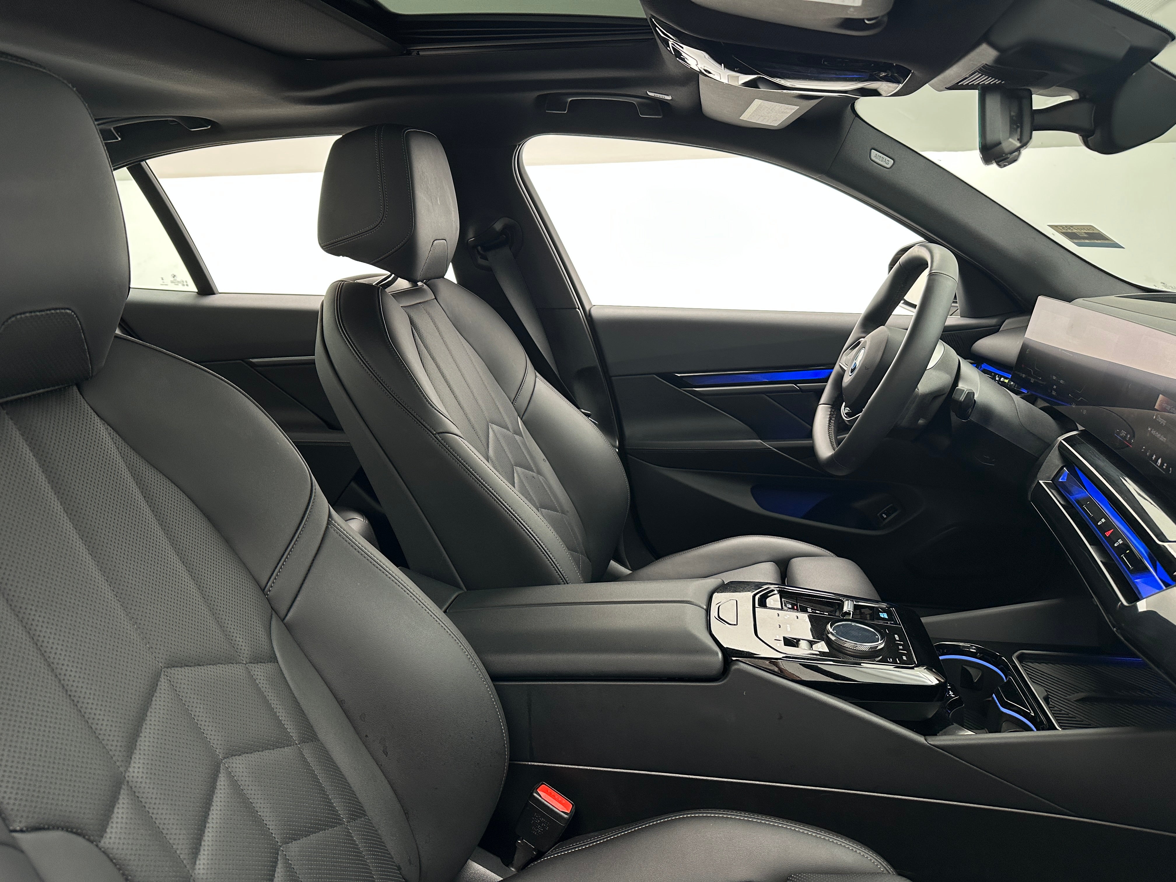 2024 BMW i5