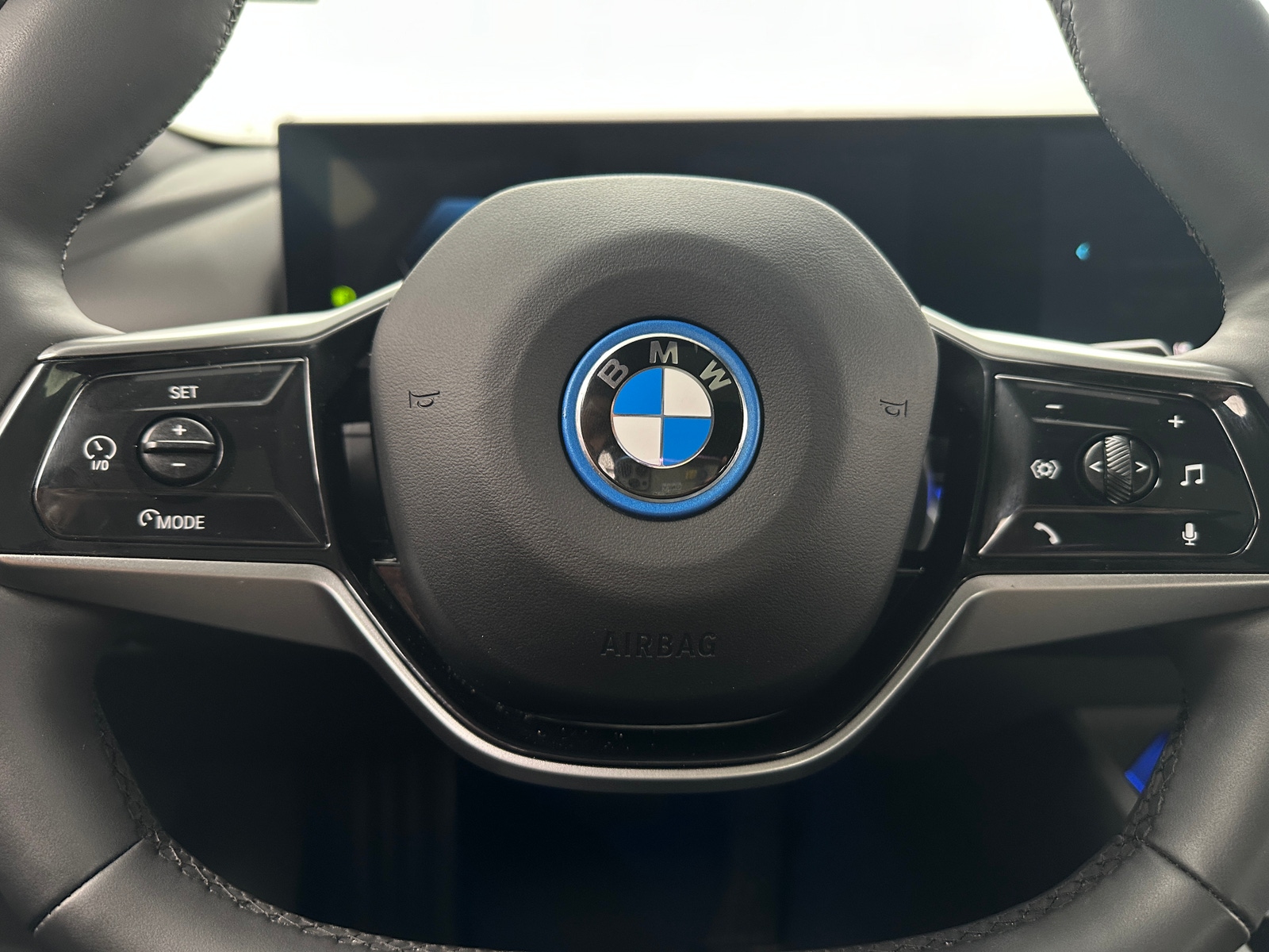 Thumbnail: 2024 BMW i5 - 4