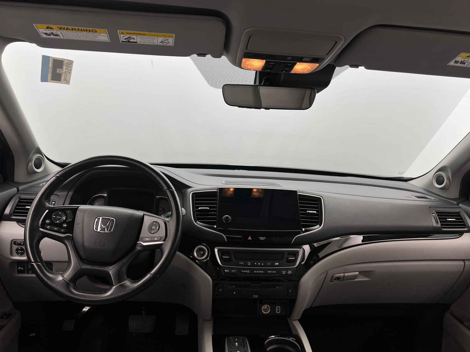 Thumbnail: 2019 Honda Pilot - 2