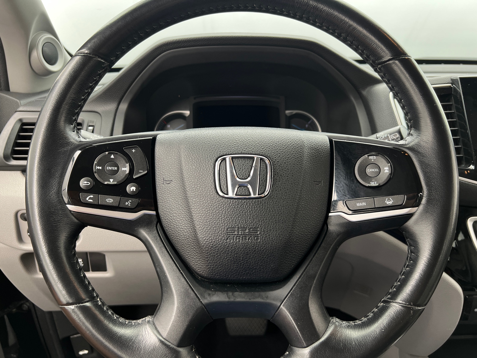 Thumbnail: 2019 Honda Pilot - 4