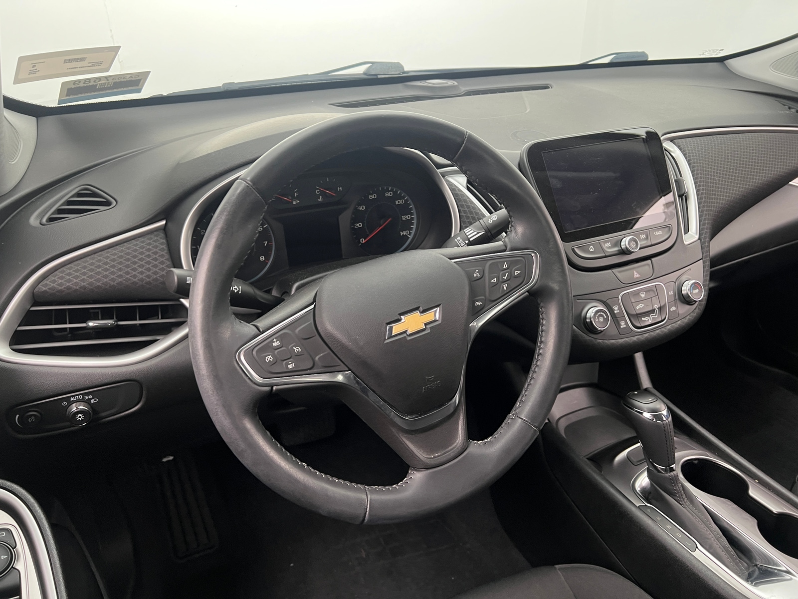 Thumbnail: 2019 Chevrolet Malibu - 5