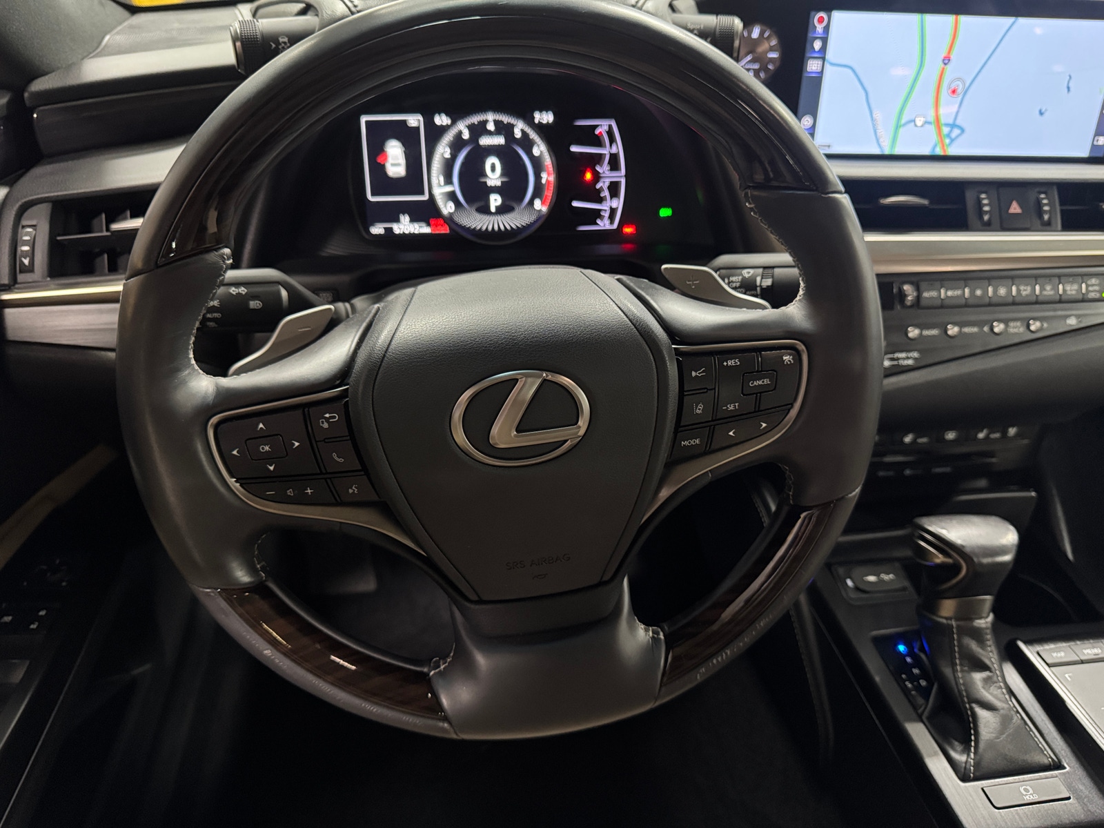 Thumbnail: 2019 Lexus ES - 5