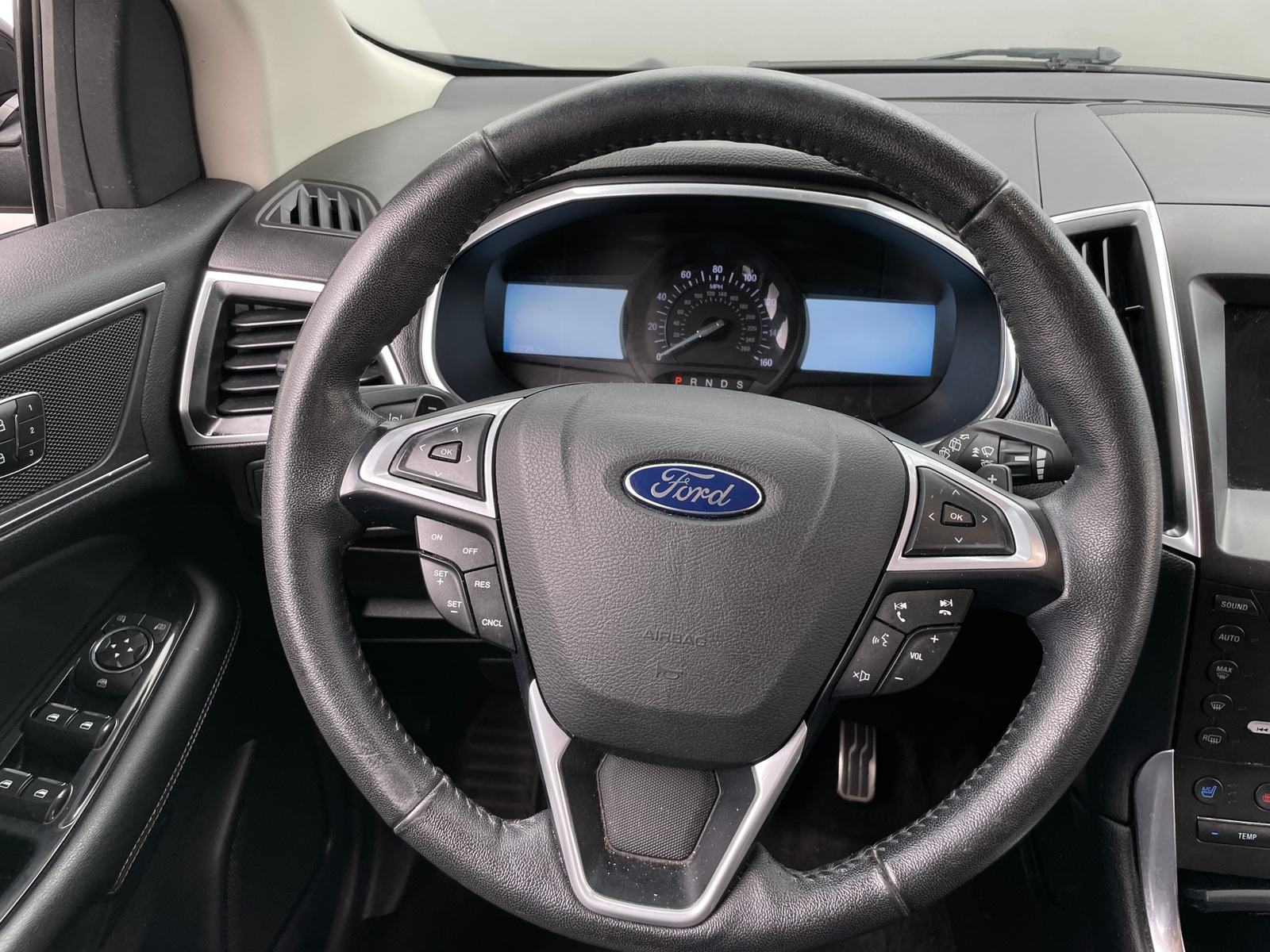 Thumbnail: 2016 Ford Edge - 4