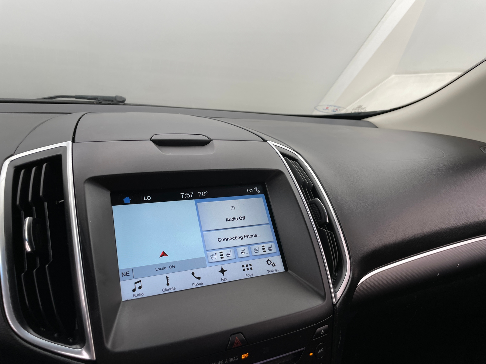 Thumbnail: 2016 Ford Edge - 3