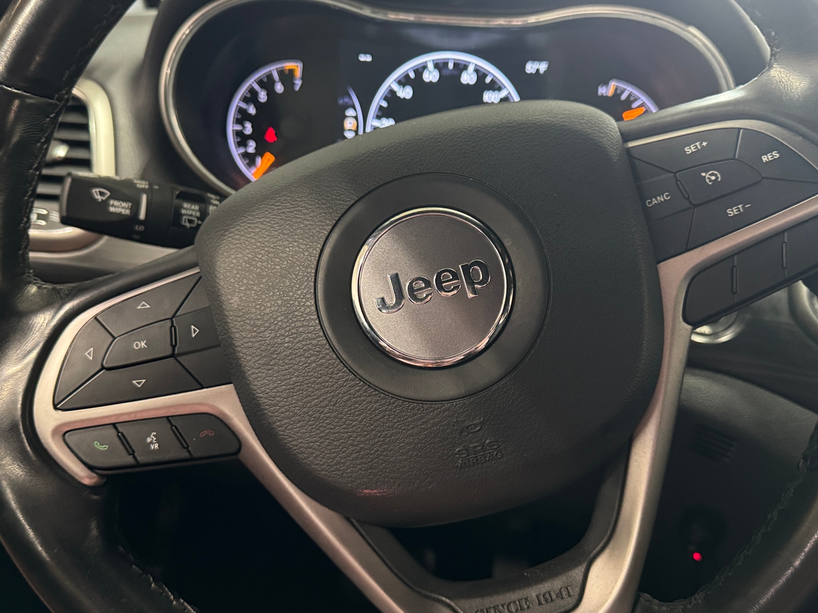 Thumbnail: 2020 Jeep Grand Cherokee - 5