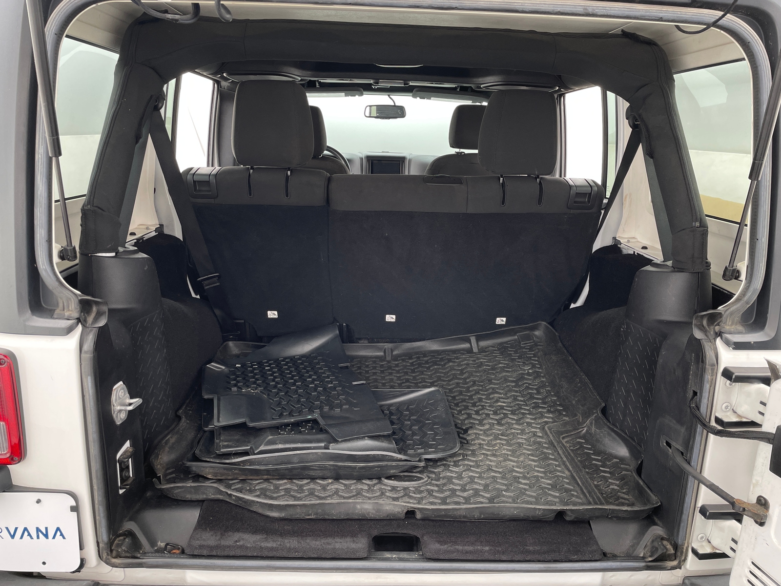 Thumbnail: 2015 Jeep Wrangler - 7