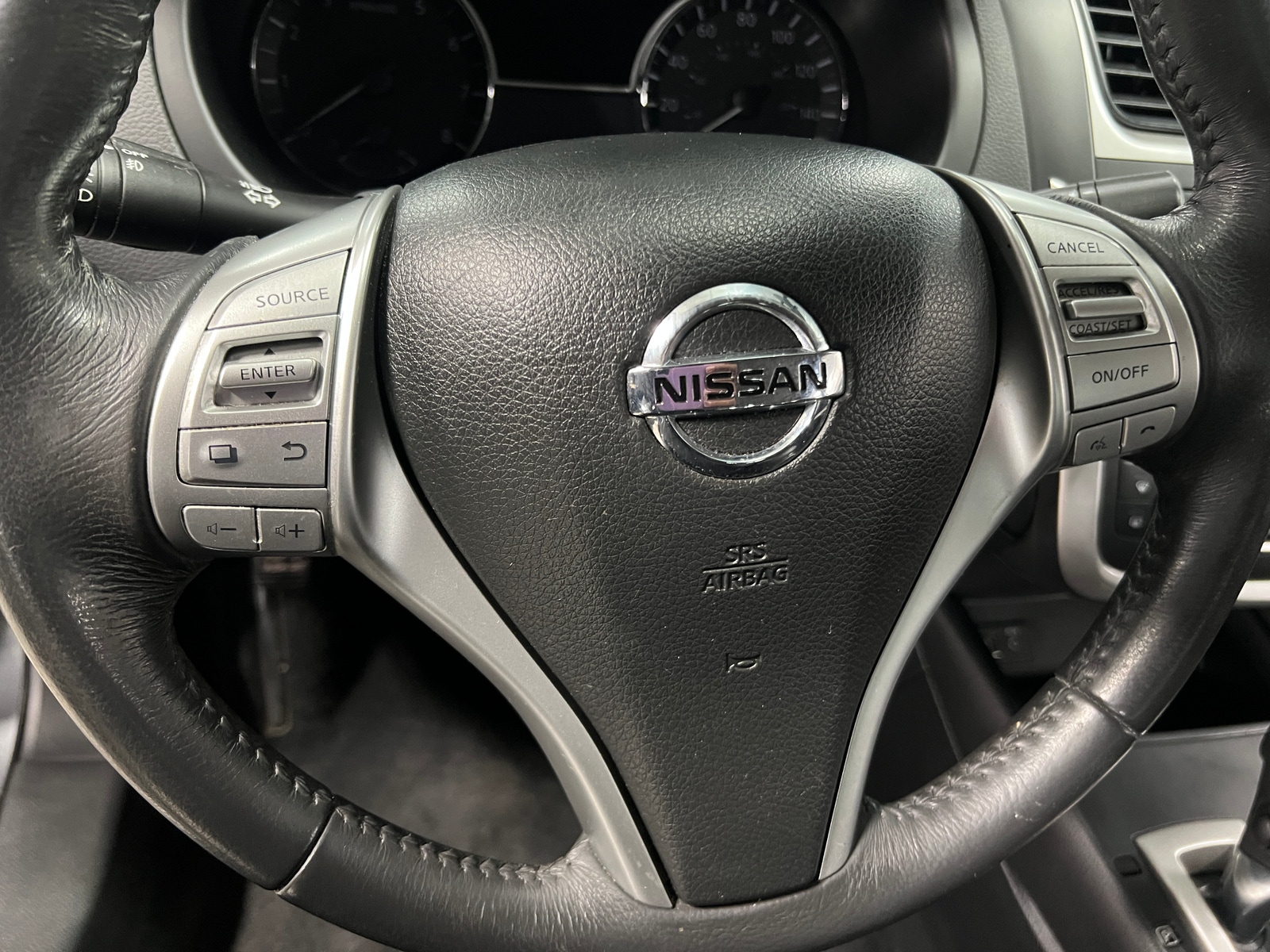 Thumbnail: 2017 Nissan Altima - 5