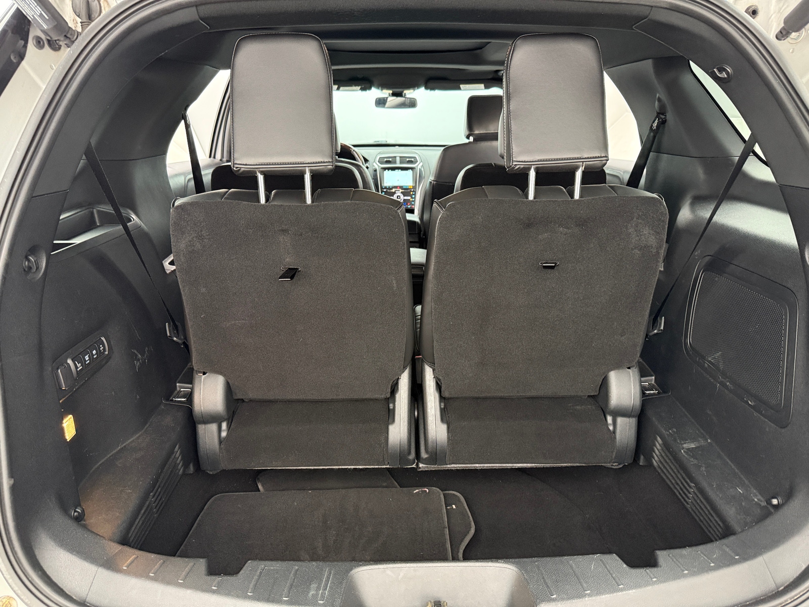Thumbnail: 2018 Ford Explorer - 6