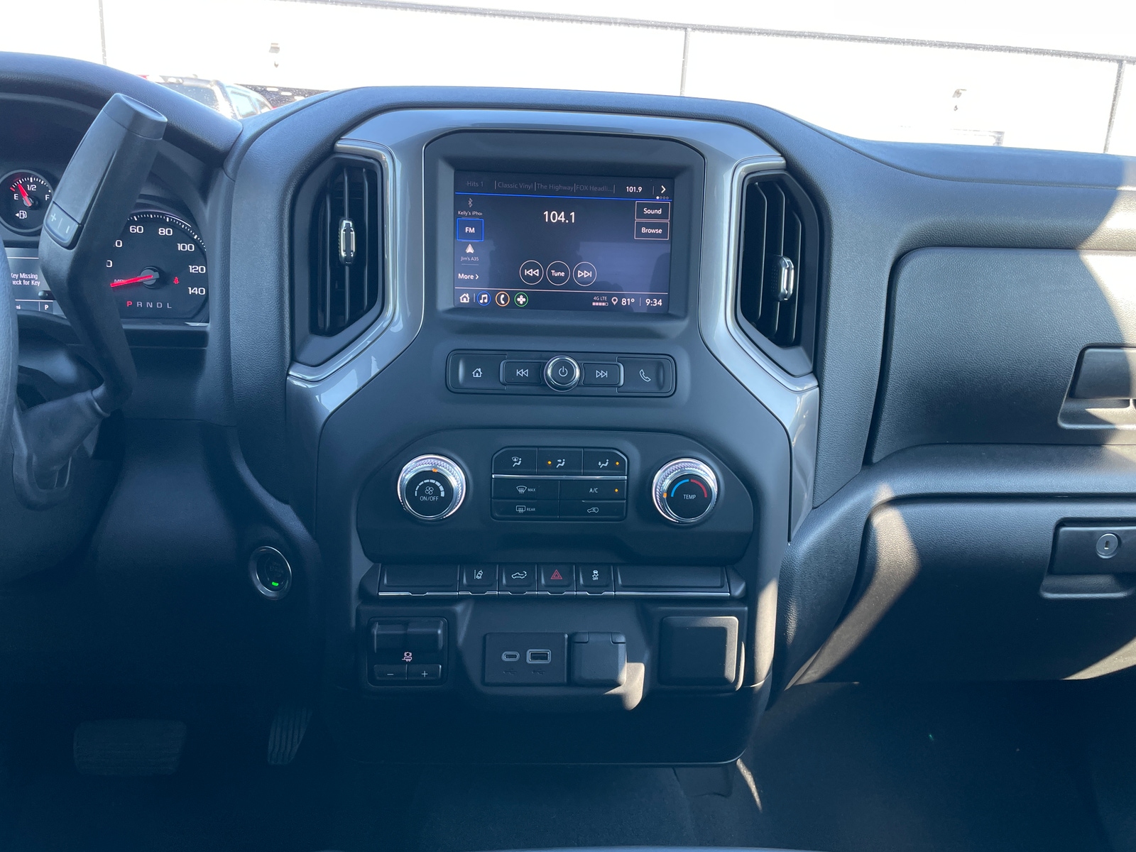 Thumbnail: 2024 GMC Sierra 2500 - 4