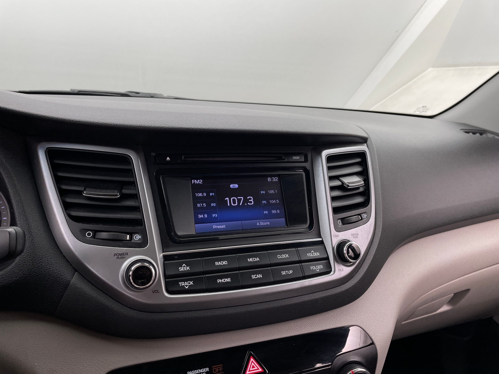 Thumbnail: 2018 Hyundai Tucson - 4