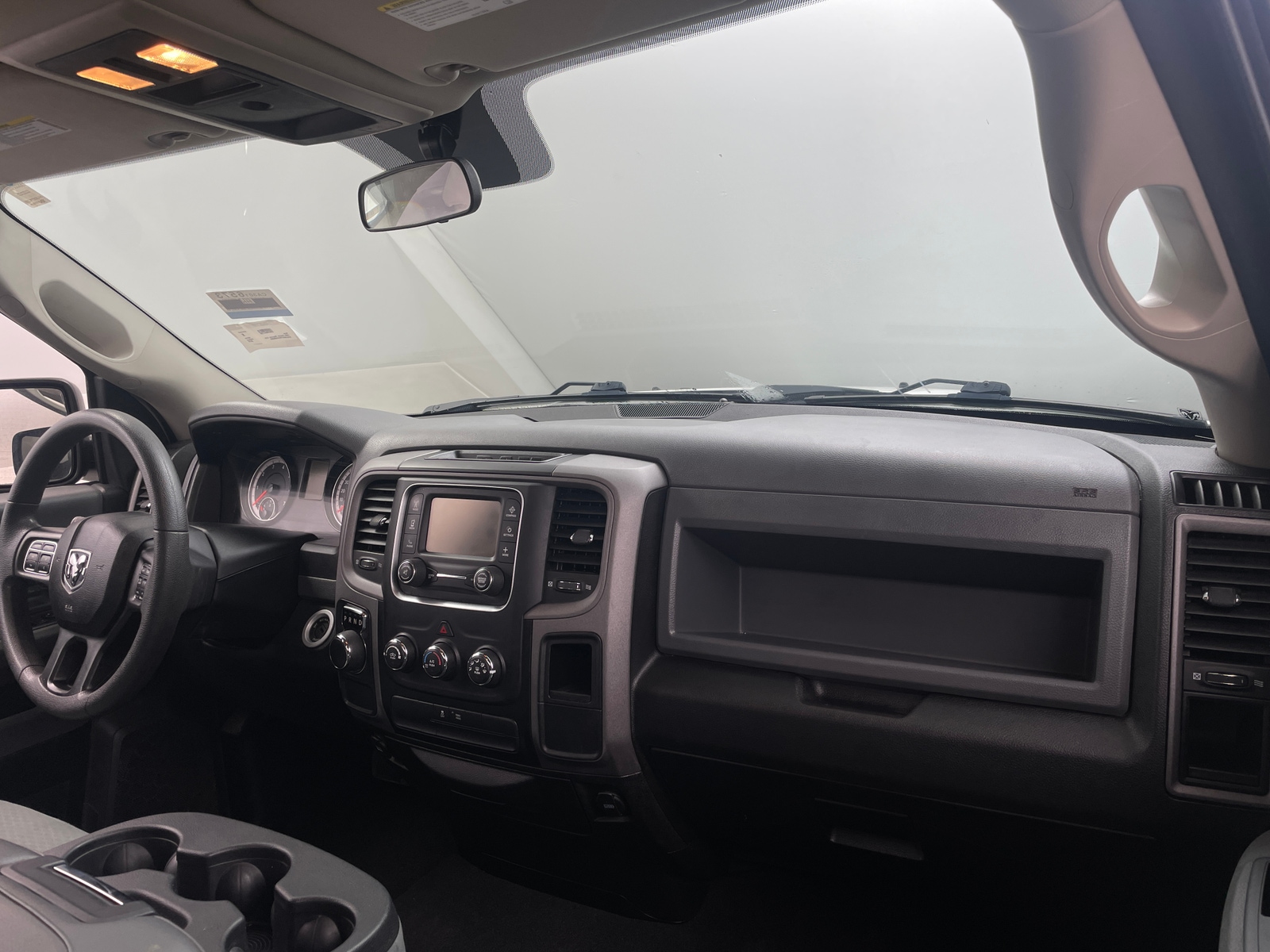 Thumbnail: 2019 RAM 1500 Classic - 3