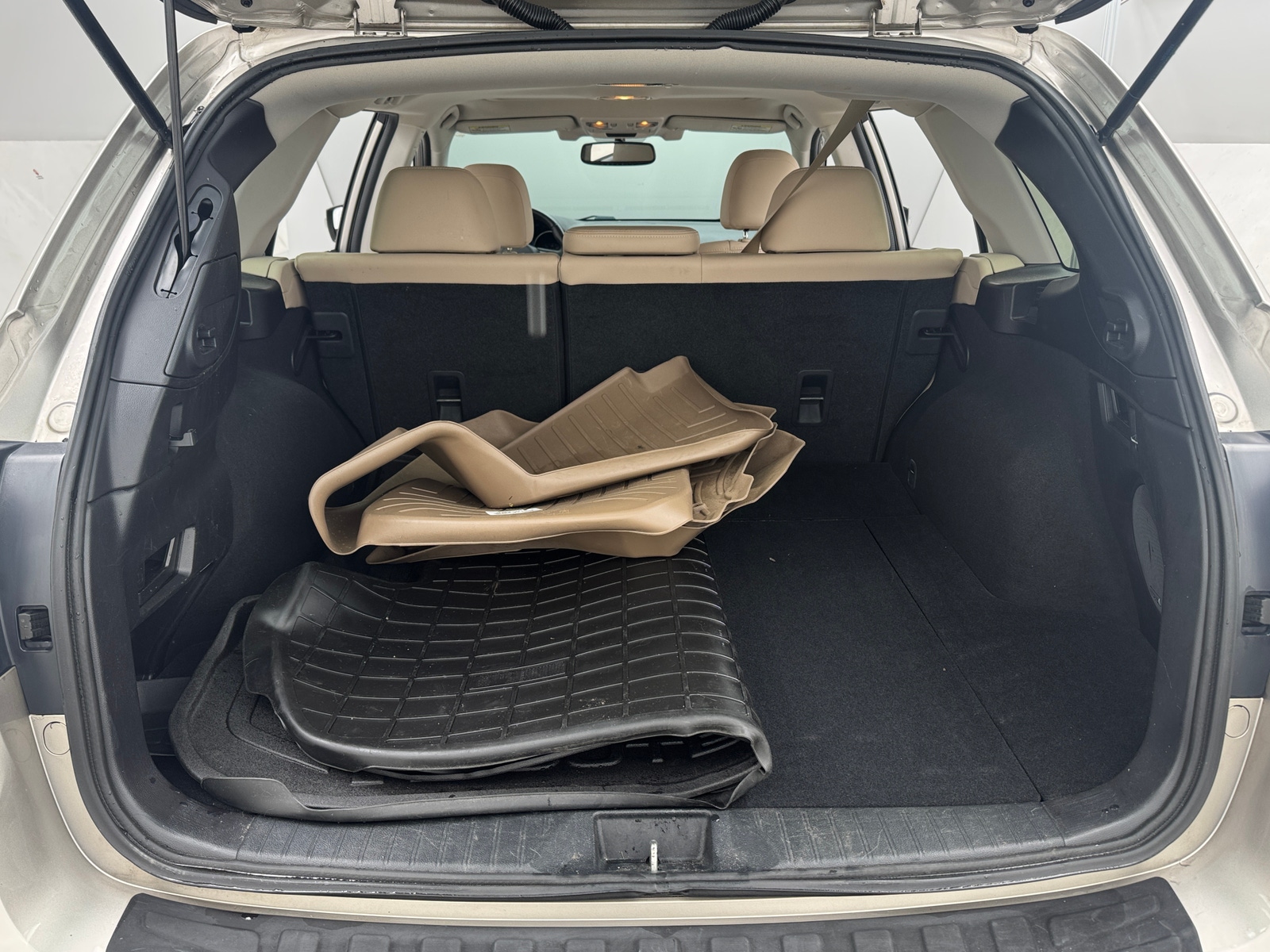 Thumbnail: 2016 Subaru Outback - 6