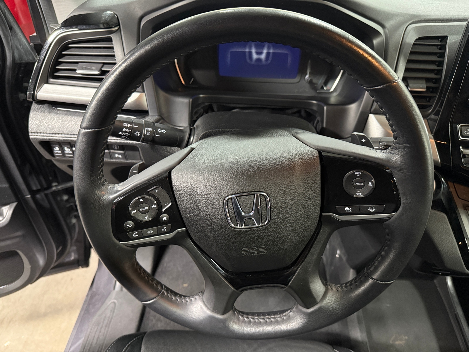Thumbnail: 2022 Honda Odyssey - 4