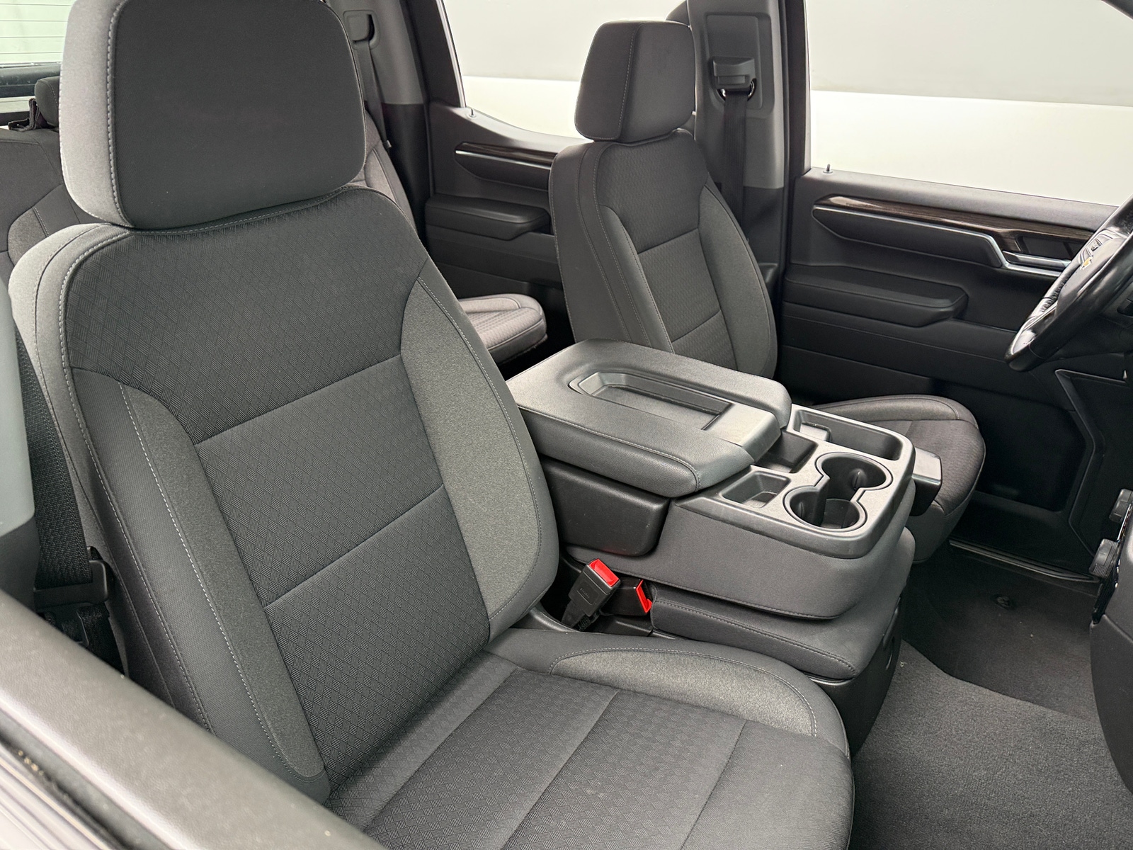 Thumbnail: 2022 Chevrolet Silverado 1500 - 2
