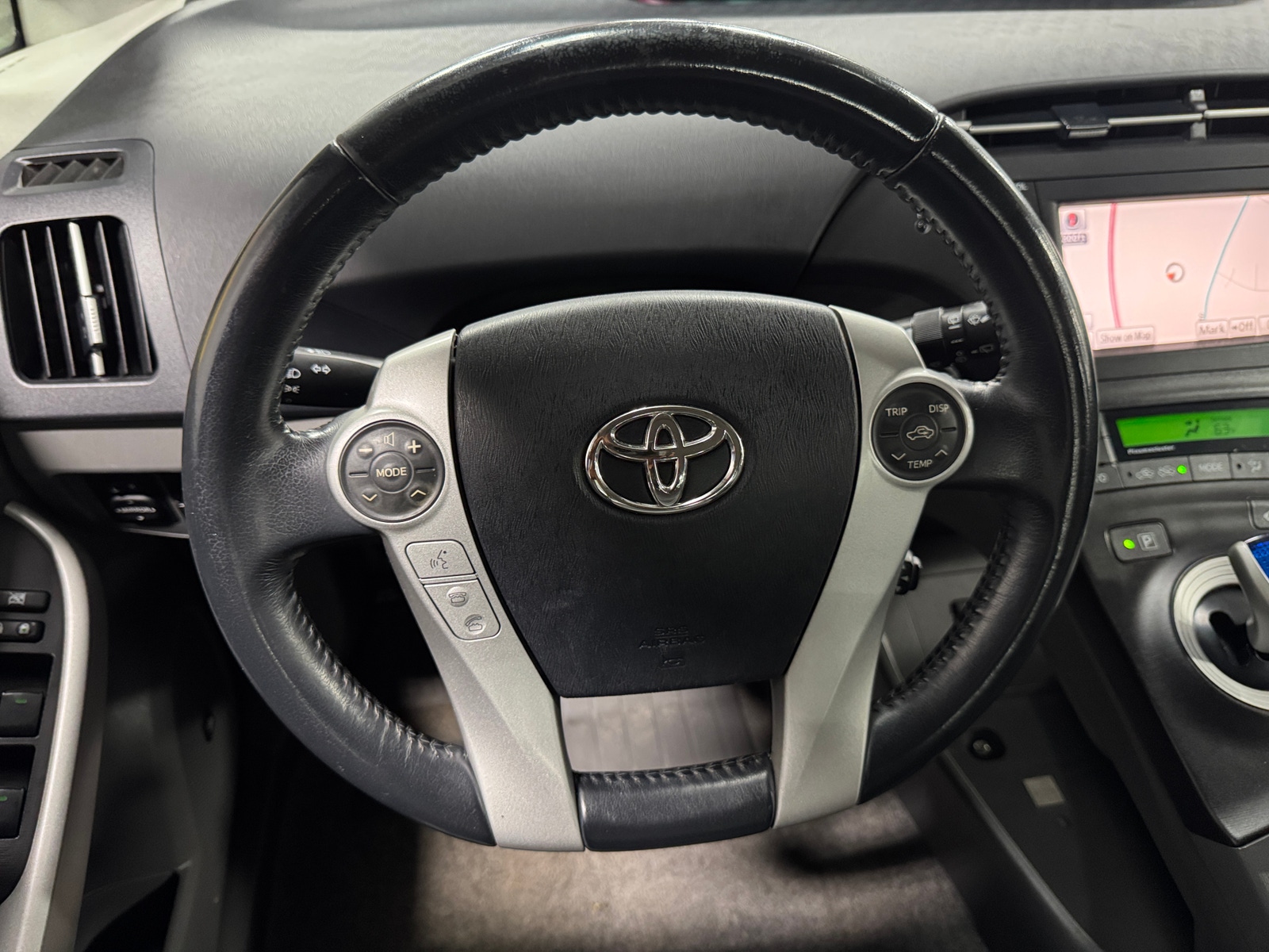 Thumbnail: 2010 Toyota Prius - 4