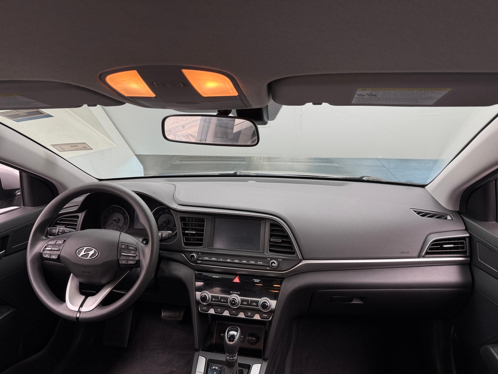 Thumbnail: 2020 Hyundai Elantra - 3