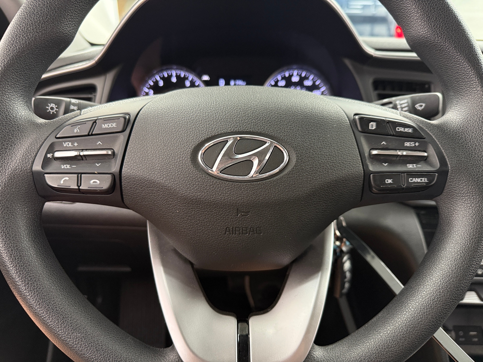 Thumbnail: 2020 Hyundai Elantra - 5