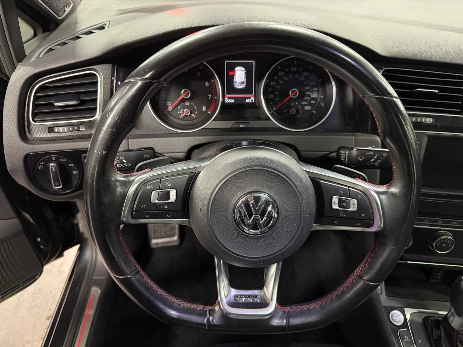 Thumbnail: 2017 Volkswagen Golf - 5