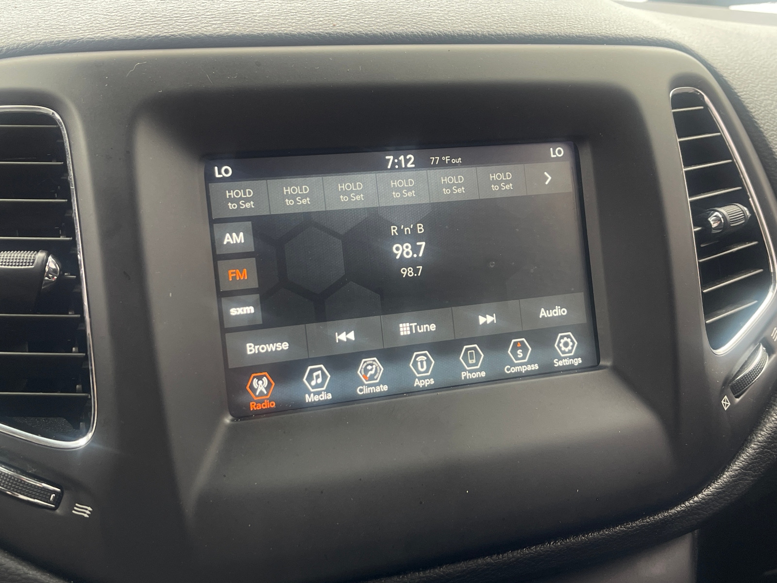 Thumbnail: 2019 Jeep Compass - 4