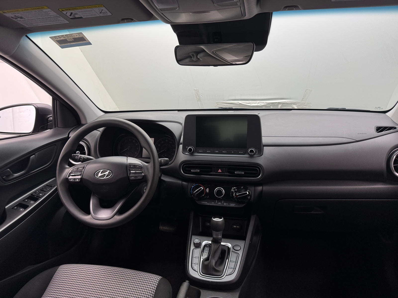 Thumbnail: 2023 Hyundai Kona - 3