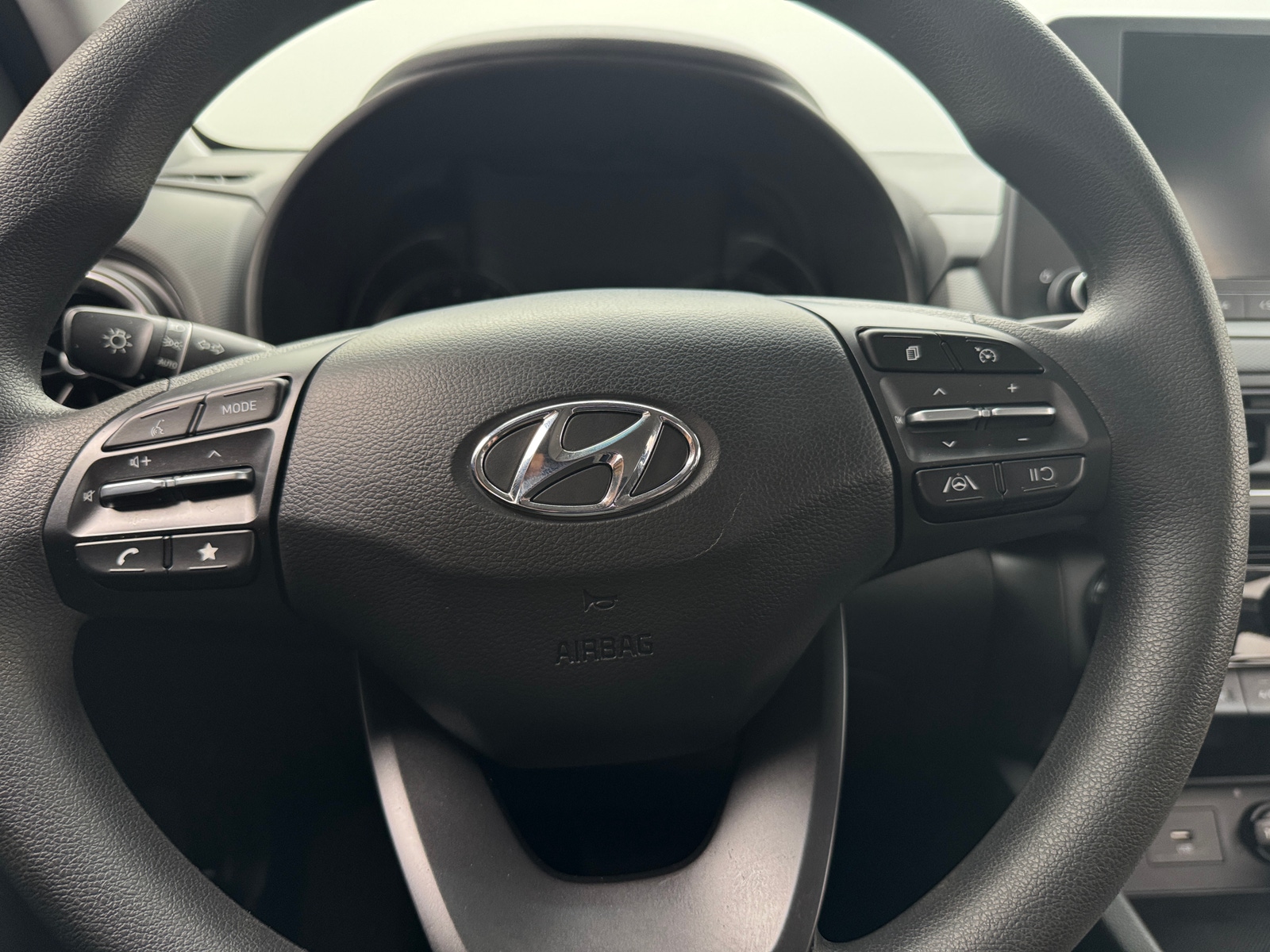 Thumbnail: 2023 Hyundai Kona - 5