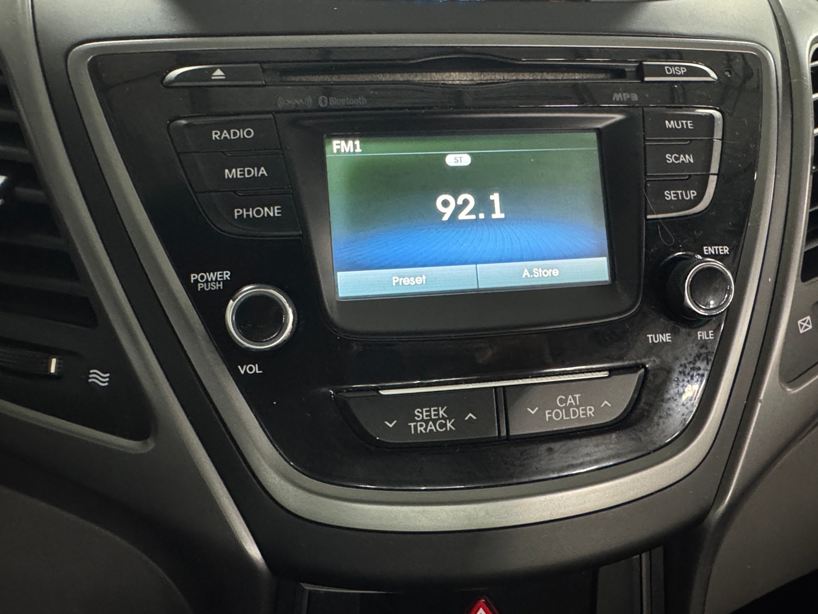 Thumbnail: 2015 Hyundai Elantra - 4