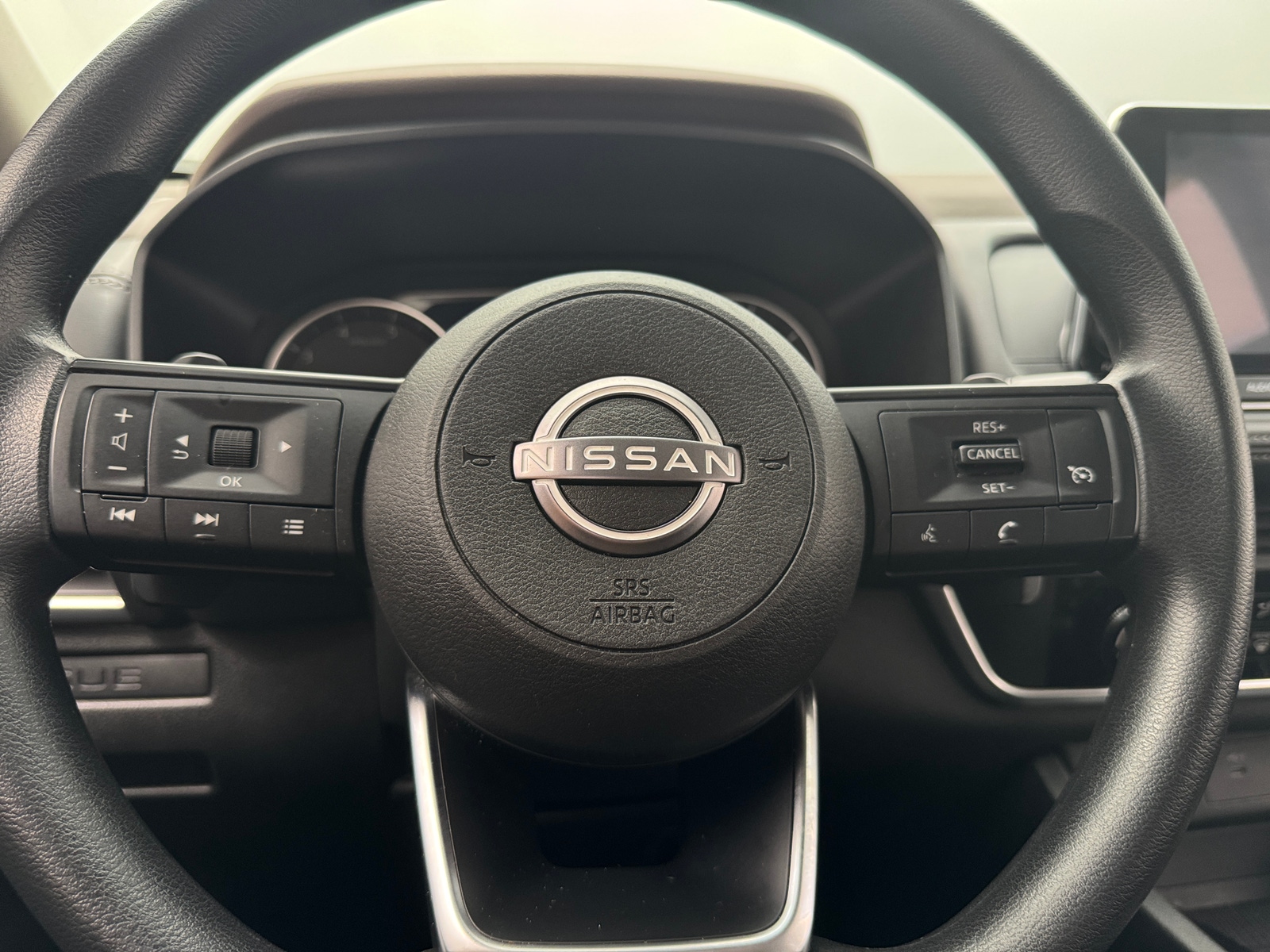Thumbnail: 2023 Nissan Rogue - 5