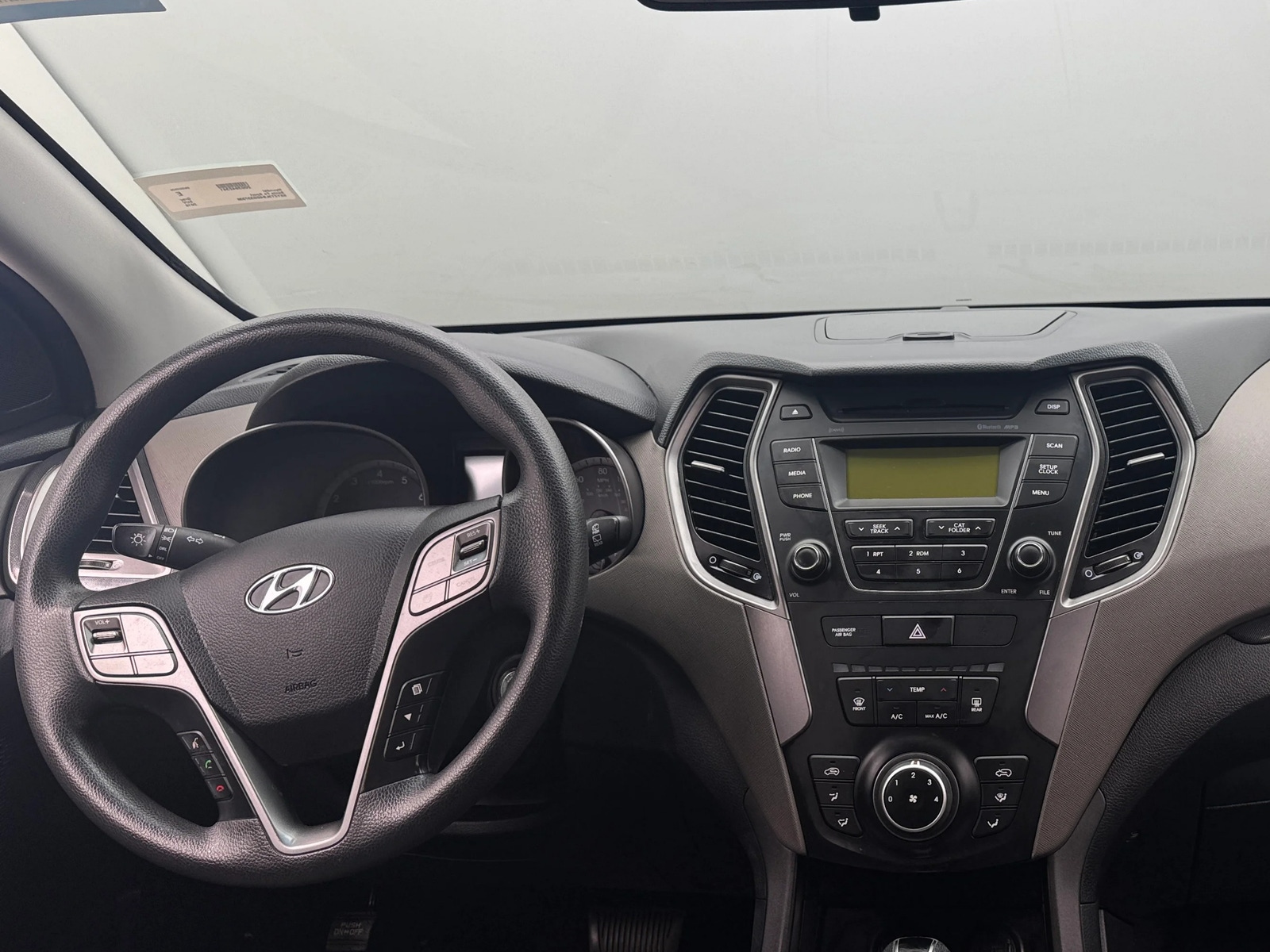 Thumbnail: 2016 Hyundai Santa Fe - 3