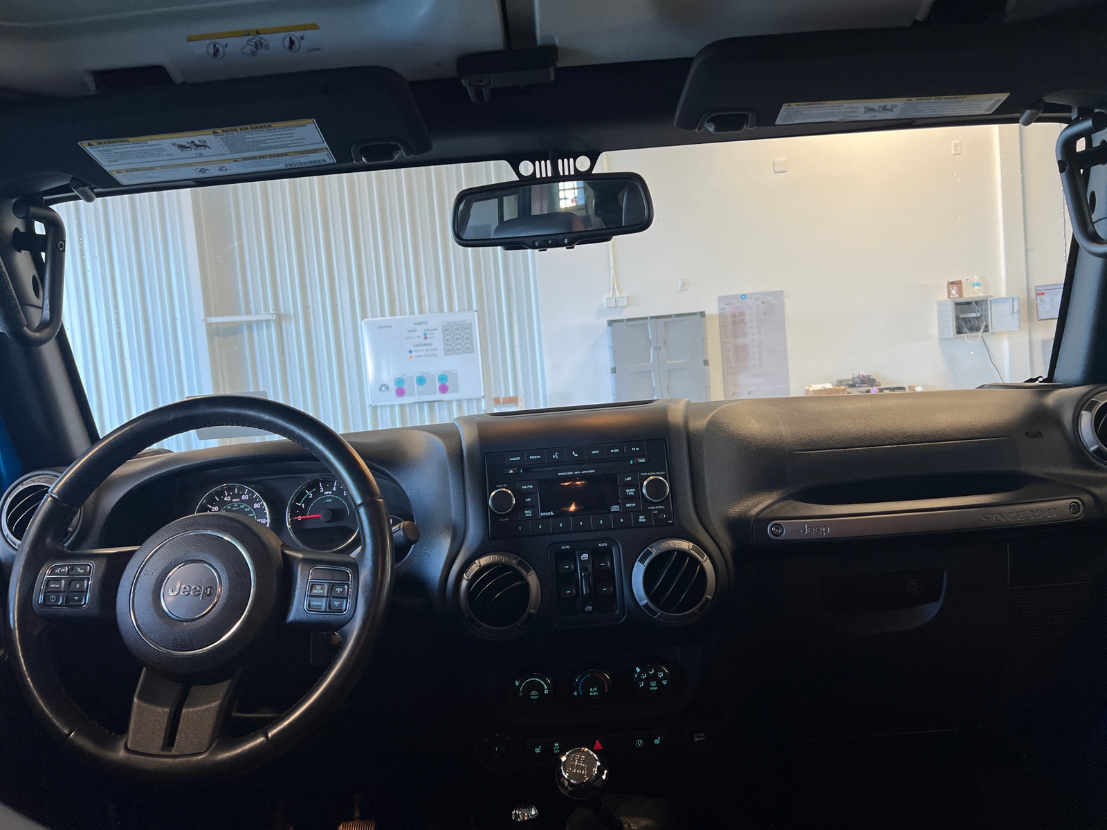 Thumbnail: 2016 Jeep Wrangler - 3