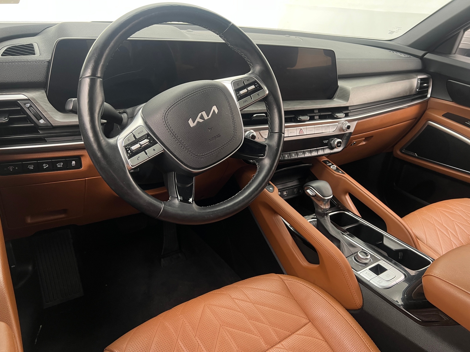 Thumbnail: 2023 Kia Telluride - 2