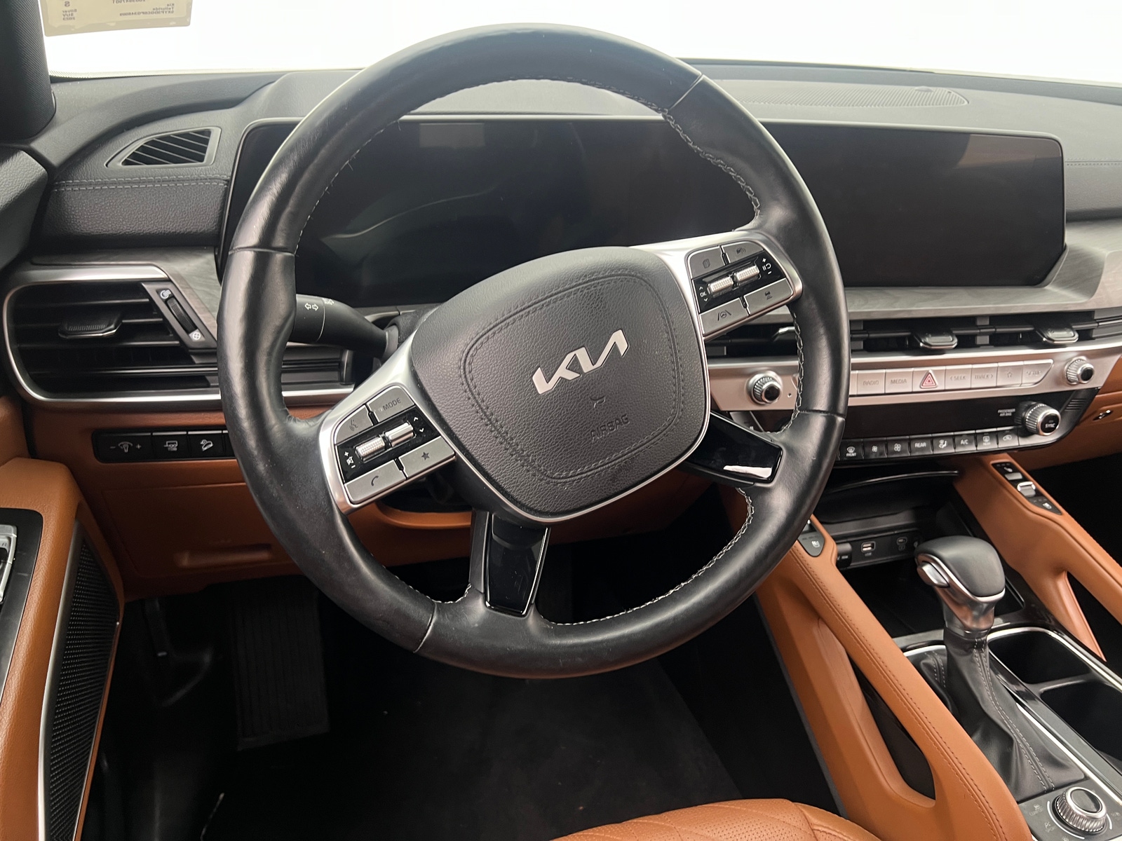 Thumbnail: 2023 Kia Telluride - 4