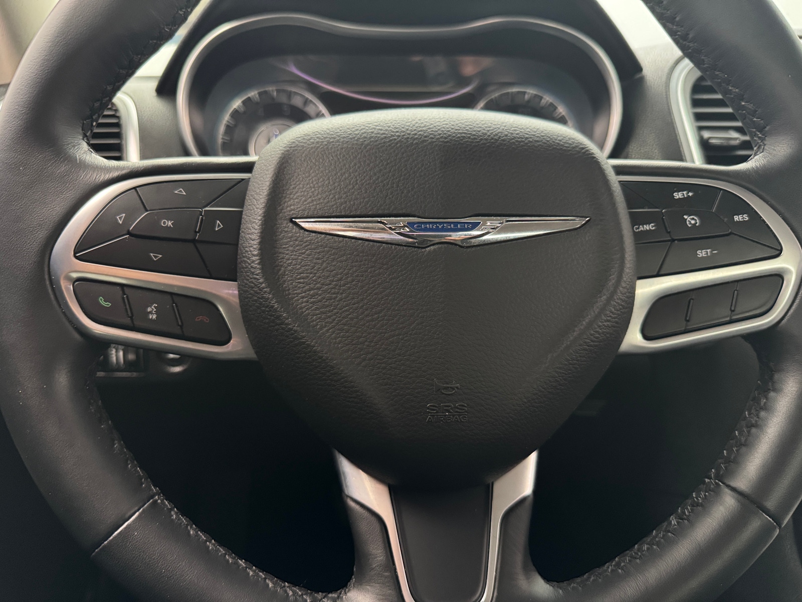 Thumbnail: 2020 Chrysler 300 - 5