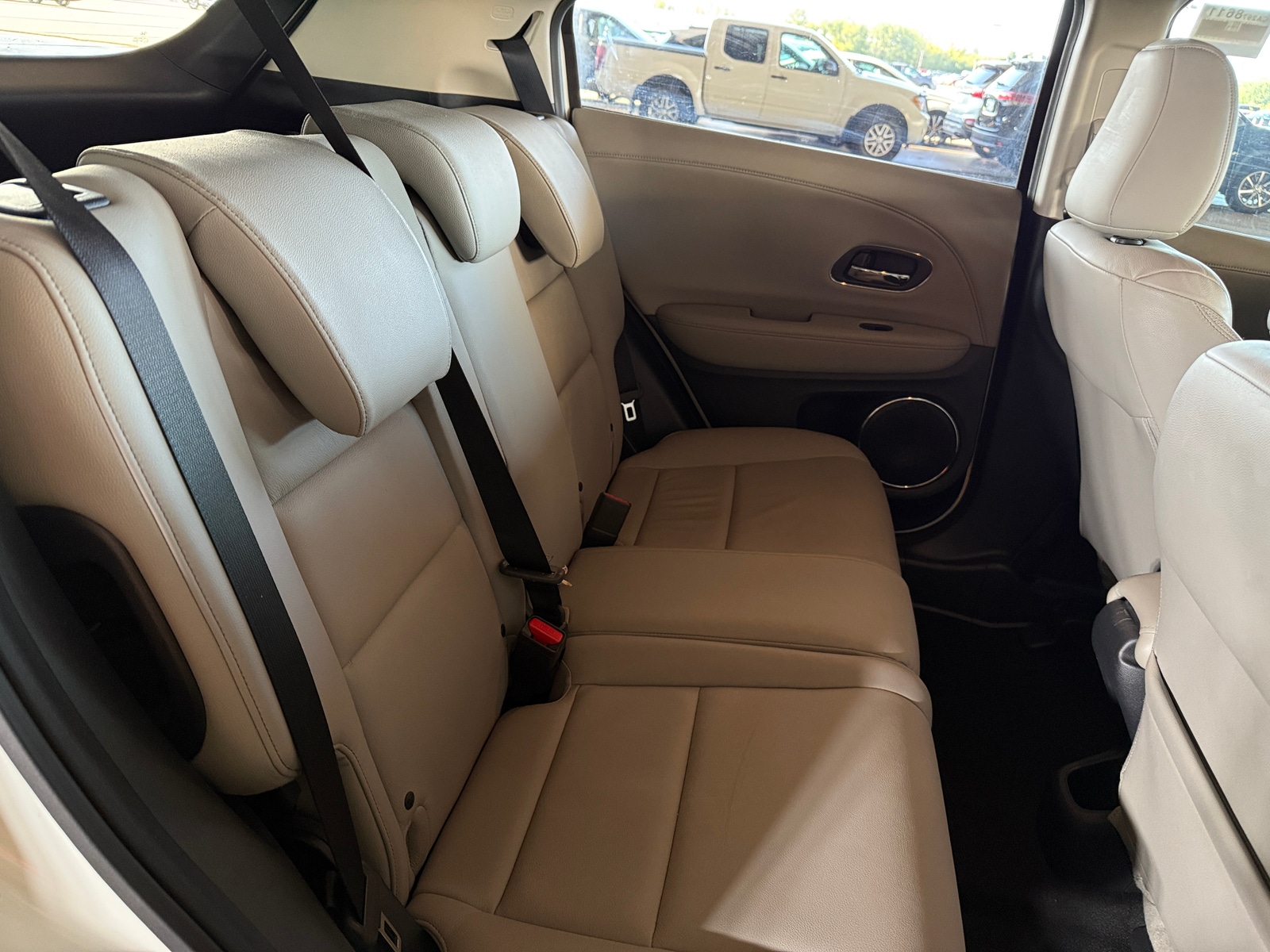 Thumbnail: 2016 Honda HR-V - 5