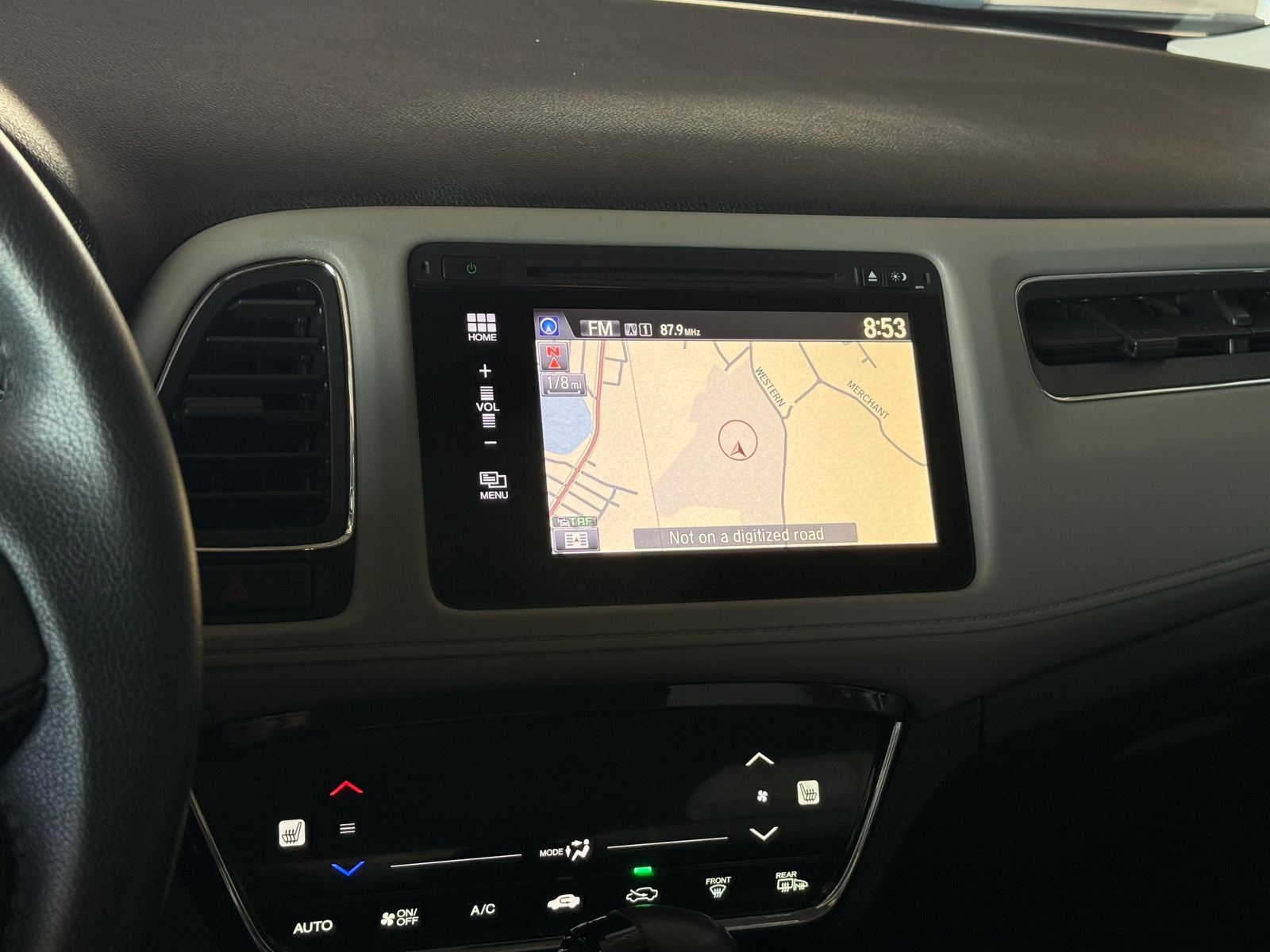 Thumbnail: 2016 Honda HR-V - 3