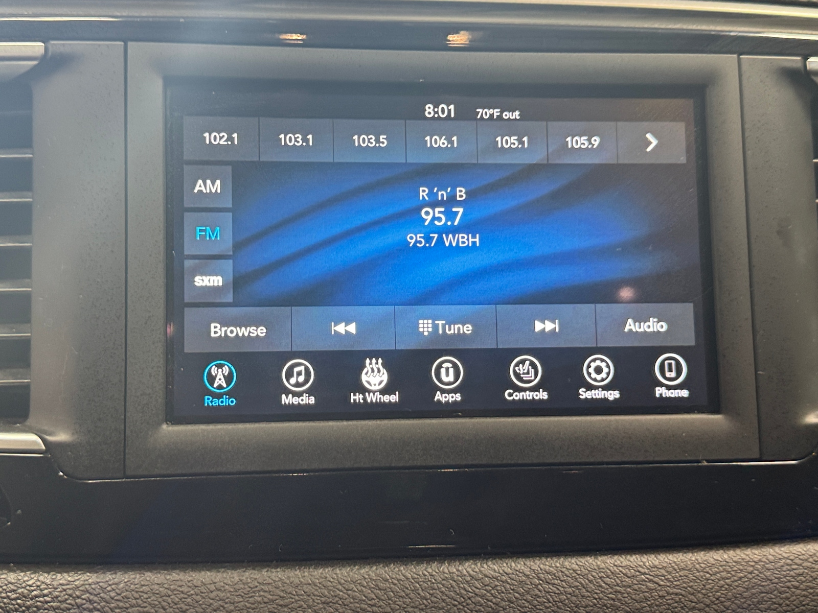 Thumbnail: 2020 Chrysler Pacifica - 3
